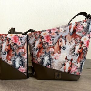 Listonoszka asymetryczna „Konie”