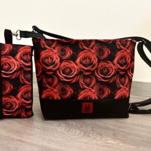 Listonoszka „Czerwone Róże”